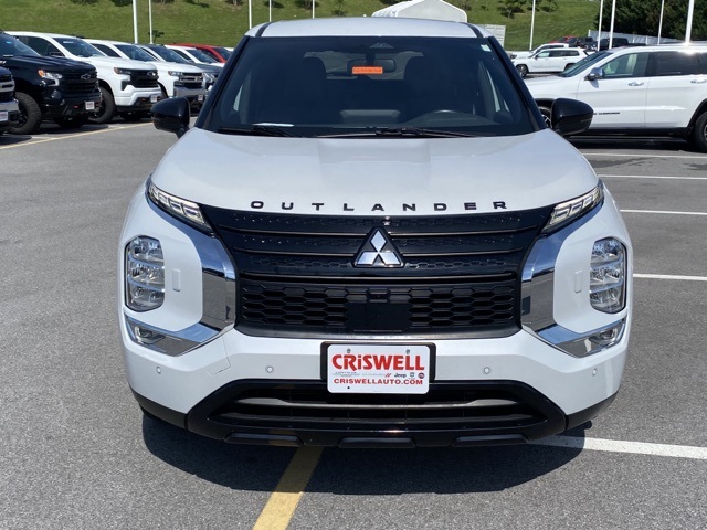 used 2023 Mitsubishi Outlander car, priced at $23,925