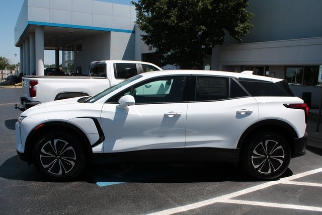 new 2025 Chevrolet Blazer EV car, priced at $46,390
