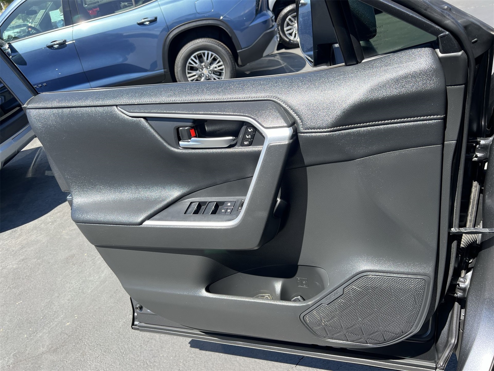 used 2020 Toyota RAV4 car, priced at $24,991