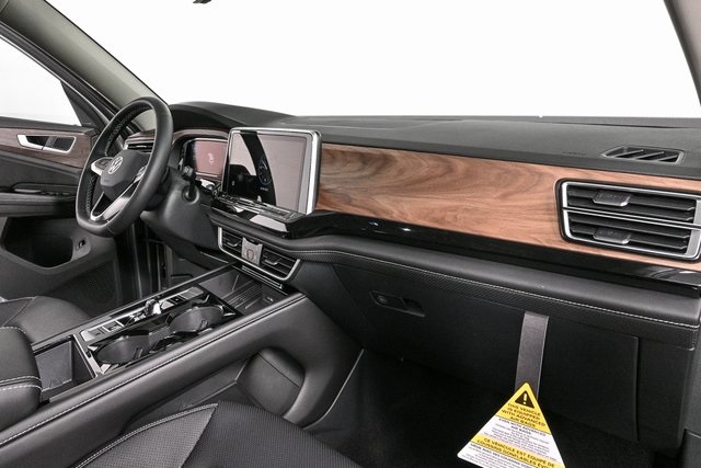 new 2026 Volkswagen Atlas car, priced at $48,338