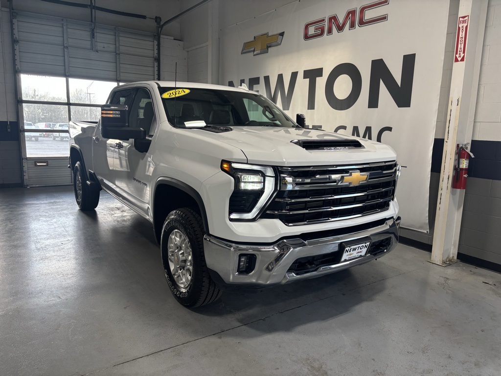used 2024 Chevrolet Silverado 2500HD car, priced at $63,987