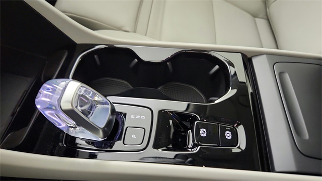 new 2026 Volvo XC40 car, priced at $50,150