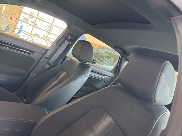 used 2025 Honda Civic Hybrid car, priced at $28,995