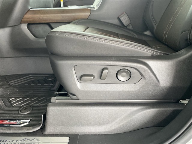 new 2025 Chevrolet Silverado 2500HD car, priced at $73,150