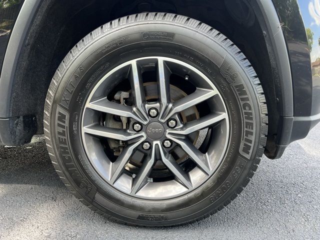 used 2019 Jeep Grand Cherokee car, priced at $18,500