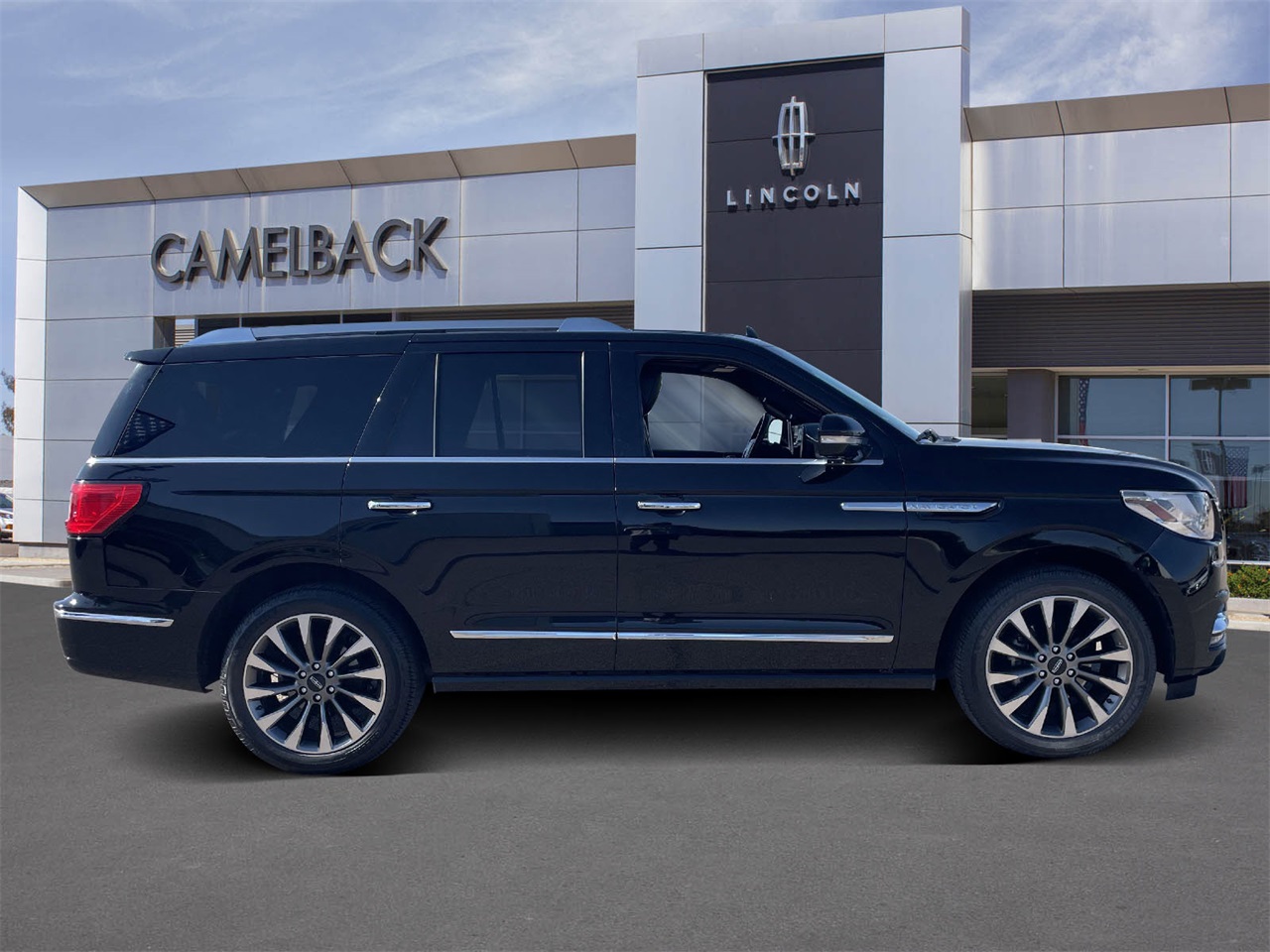 used 2018 Lincoln Navigator car, priced at $25,736
