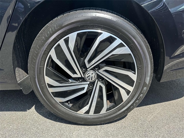 used 2021 Volkswagen Jetta car, priced at $21,160