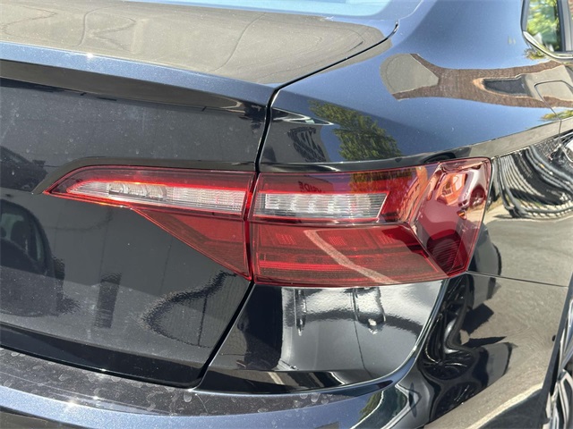 used 2021 Volkswagen Jetta car, priced at $21,160