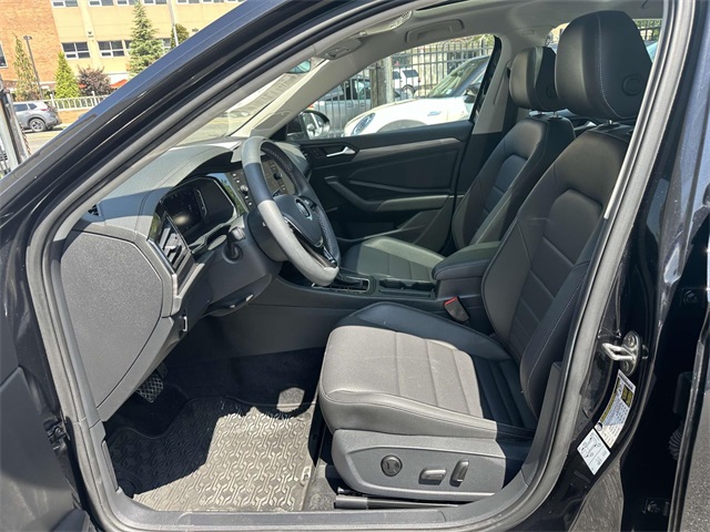 used 2021 Volkswagen Jetta car, priced at $21,160