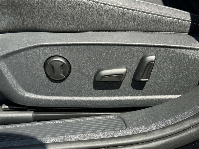 used 2021 Volkswagen Jetta car, priced at $21,160