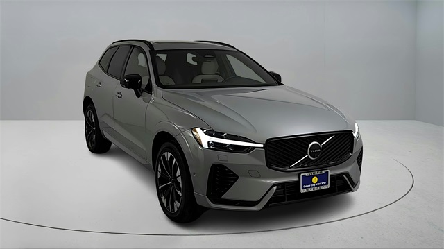 new 2026 Volvo XC60 Plug-In Hybrid car, priced at $69,285