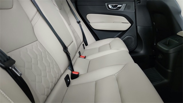 new 2026 Volvo XC60 Plug-In Hybrid car, priced at $69,285