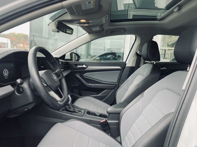 used 2025 Volkswagen Jetta car, priced at $22,500