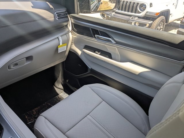 new 2025 Jeep Wagoneer car, priced at $75,000