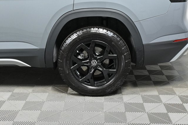 new 2025 Volkswagen Atlas car, priced at $49,987