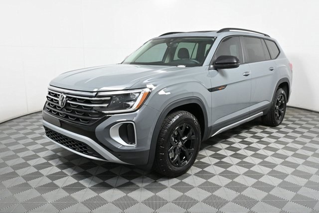 new 2025 Volkswagen Atlas car, priced at $49,987