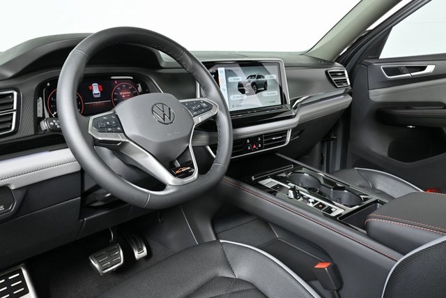 new 2025 Volkswagen Atlas car, priced at $49,987