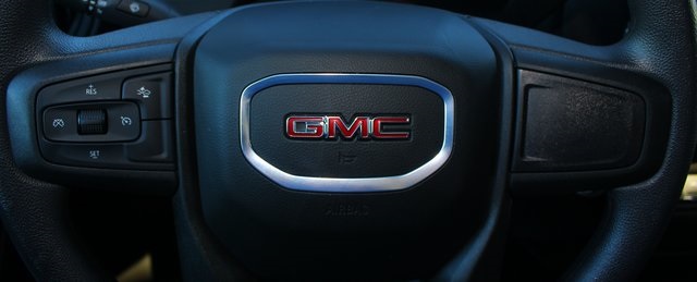 used 2025 GMC Sierra 1500 car, priced at $42,000