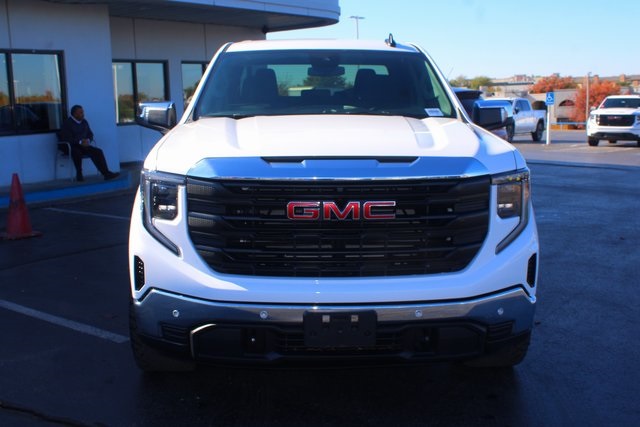 used 2025 GMC Sierra 1500 car, priced at $42,000