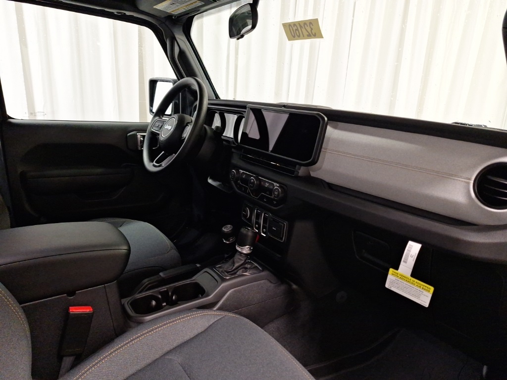new 2025 Jeep Wrangler car, priced at $36,675