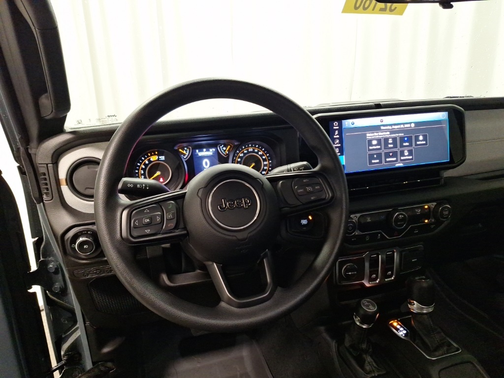 new 2025 Jeep Wrangler car, priced at $36,675