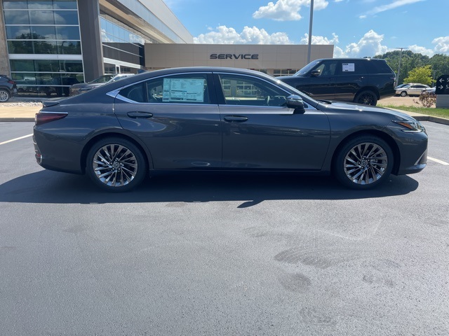 new 2025 Lexus ES car, priced at $57,349