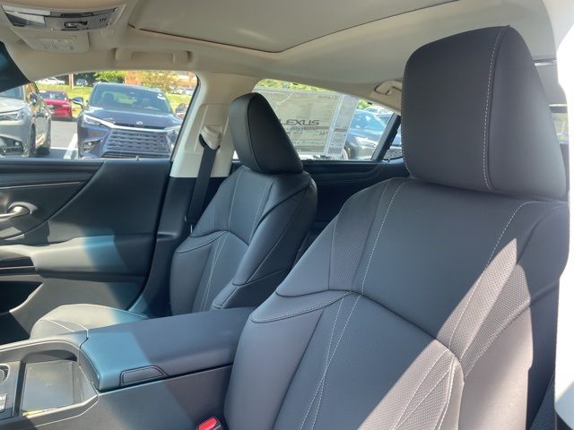 new 2025 Lexus ES car, priced at $57,349