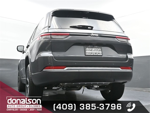 new 2025 Jeep Grand Cherokee car, priced at $43,337