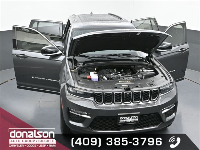 new 2025 Jeep Grand Cherokee car, priced at $43,337