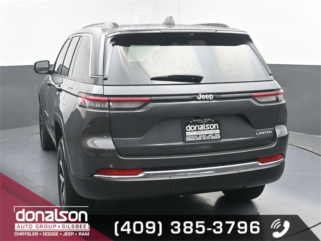 new 2025 Jeep Grand Cherokee car, priced at $43,337