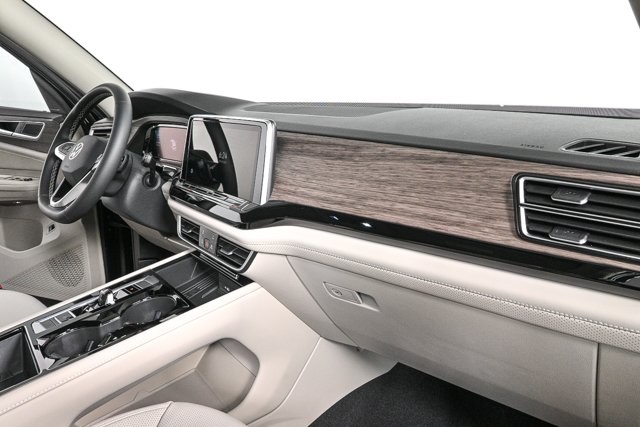 new 2026 Volkswagen Atlas car, priced at $53,458