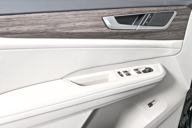 new 2026 Volkswagen Atlas car, priced at $53,458