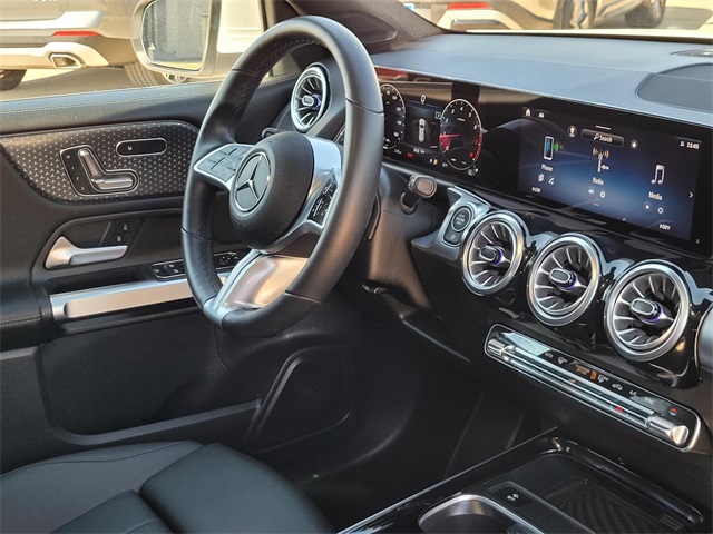 used 2025 Mercedes-Benz GLB car, priced at $40,924