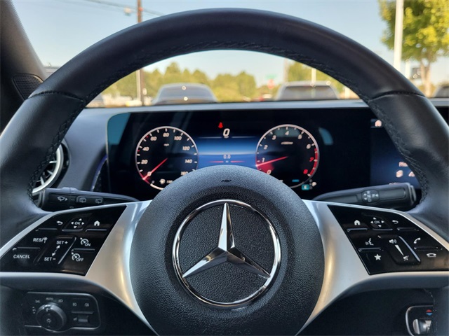 used 2025 Mercedes-Benz GLB car, priced at $40,924