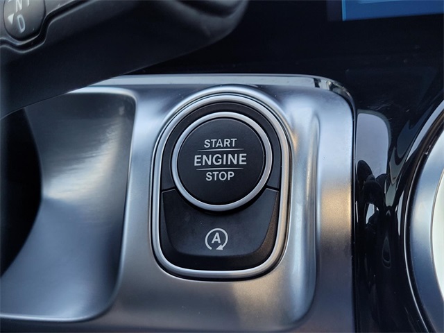 used 2025 Mercedes-Benz GLB car, priced at $40,924