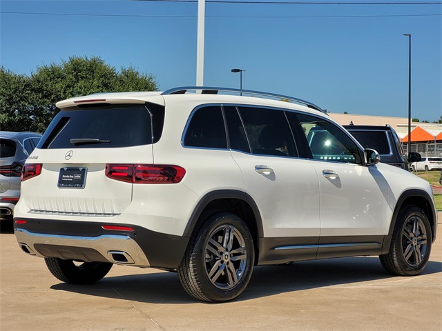 used 2025 Mercedes-Benz GLB car, priced at $40,924