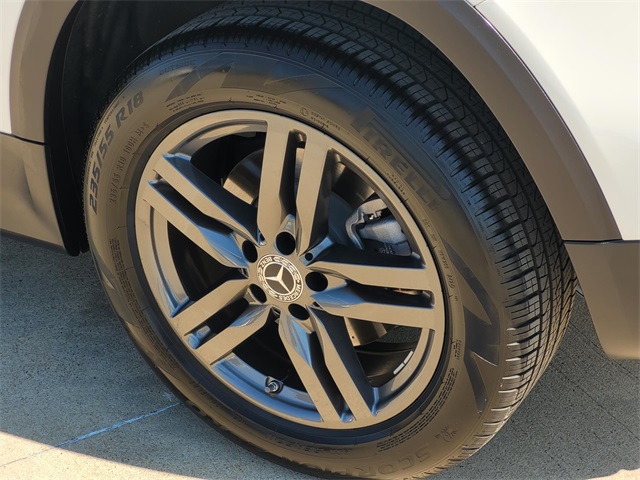 used 2025 Mercedes-Benz GLB car, priced at $40,924