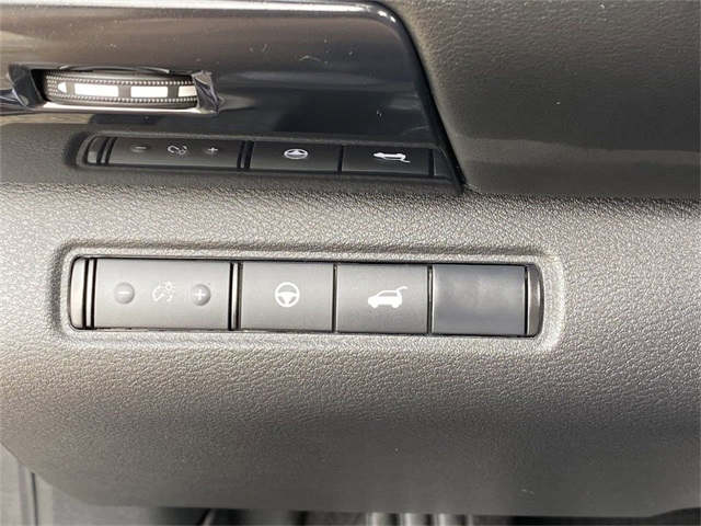 new 2025 Nissan Pathfinder car, priced at $43,945