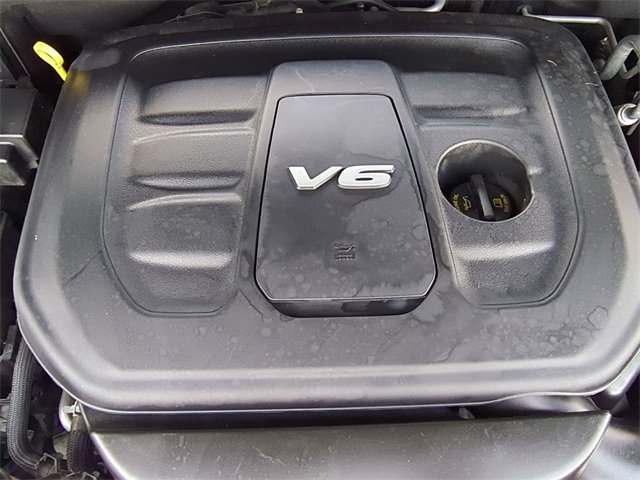 used 2019 Jeep Grand Cherokee car, priced at $22,911