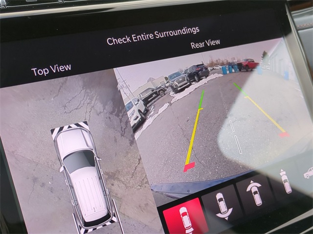 used 2024 Jeep Grand Cherokee car, priced at $48,911