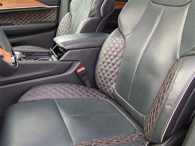 used 2024 Jeep Grand Cherokee car, priced at $48,911