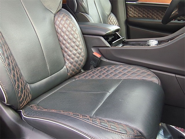 used 2024 Jeep Grand Cherokee car, priced at $48,911