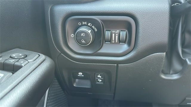 new 2026 Ram 1500 car, priced at $61,090