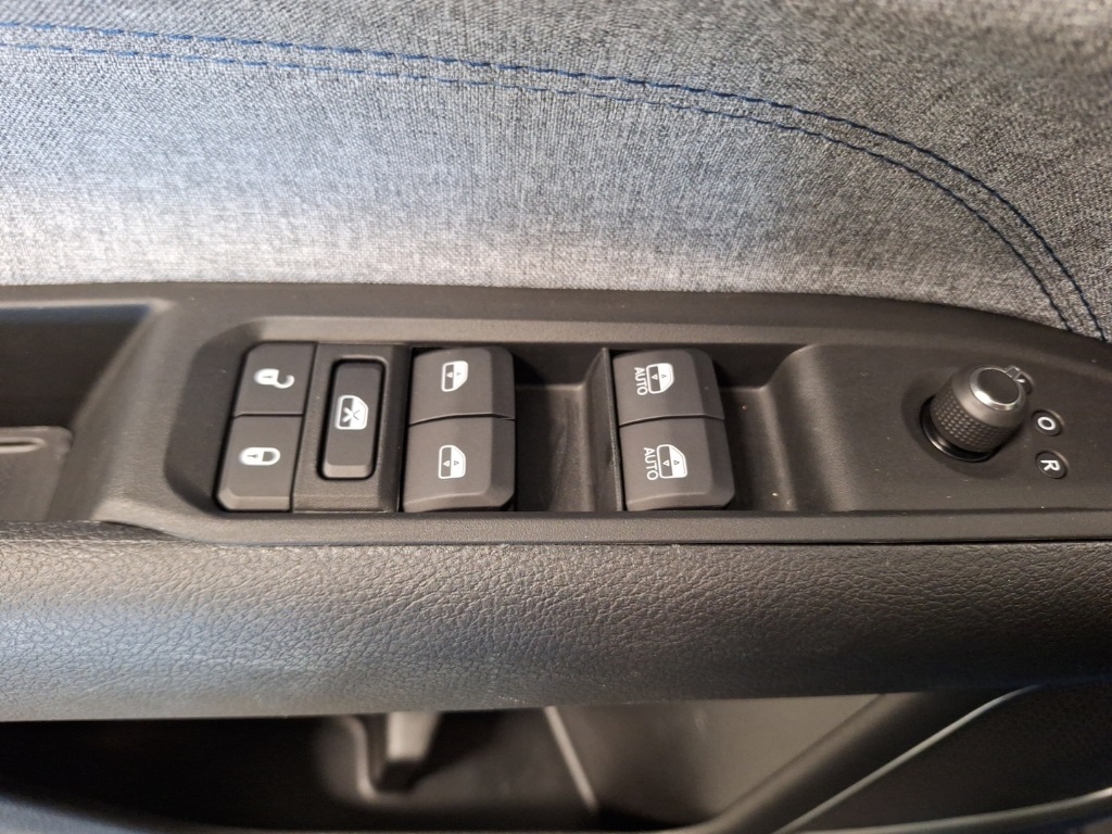 used 2022 Jeep Compass car, priced at $22,055