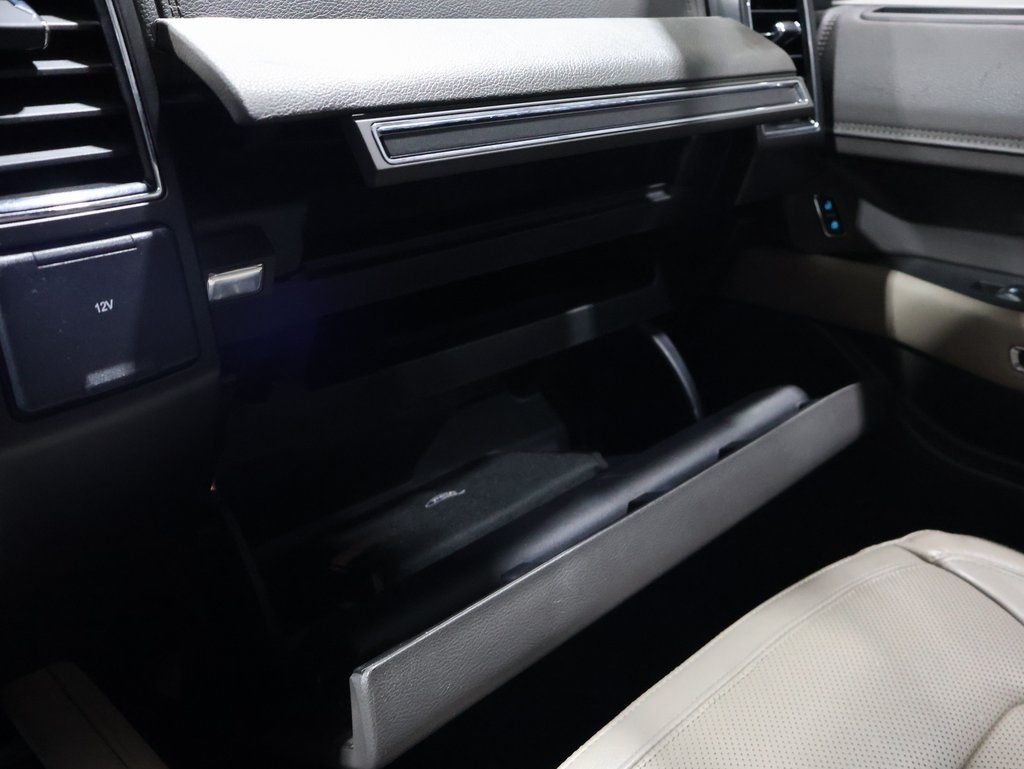 used 2019 Ford Expedition Max car, priced at $25,000