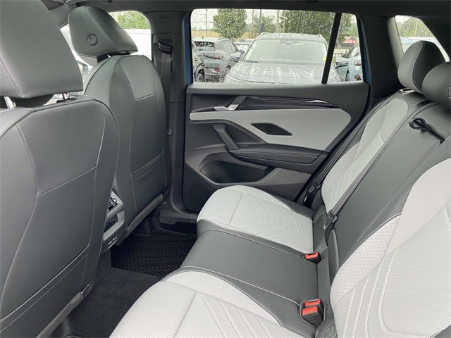 new 2025 Volkswagen Tiguan car, priced at $41,086