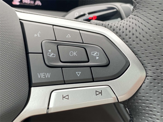 new 2025 Volkswagen Tiguan car, priced at $41,086