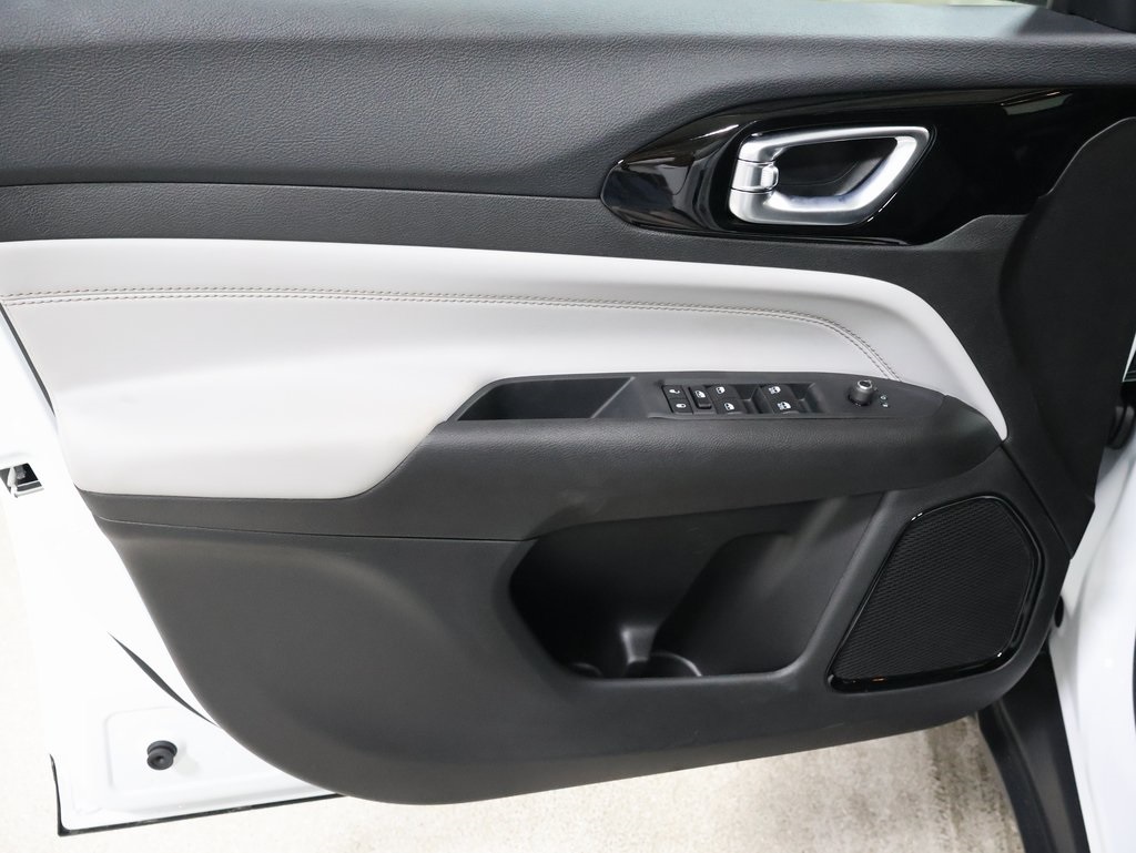 new 2025 Jeep Compass car, priced at $32,898