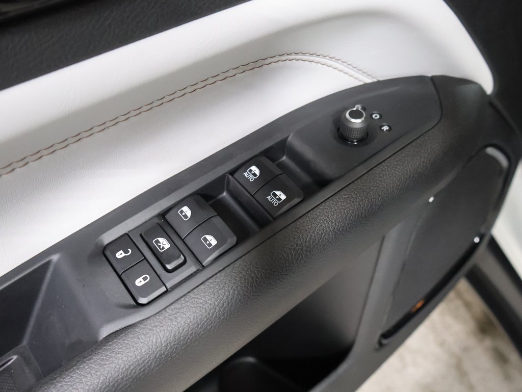 new 2025 Jeep Compass car, priced at $32,898