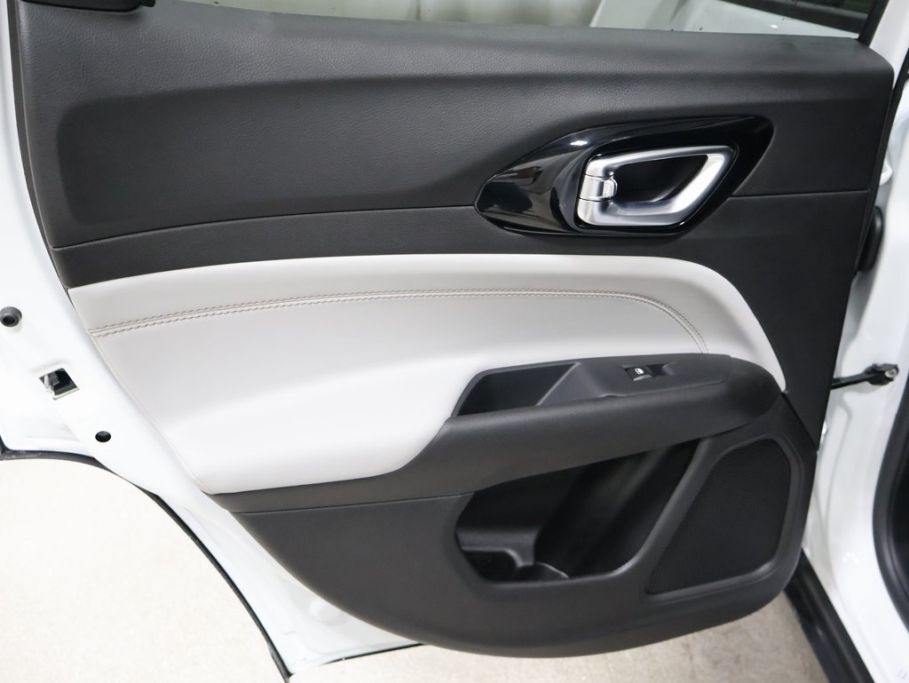 new 2025 Jeep Compass car, priced at $32,898